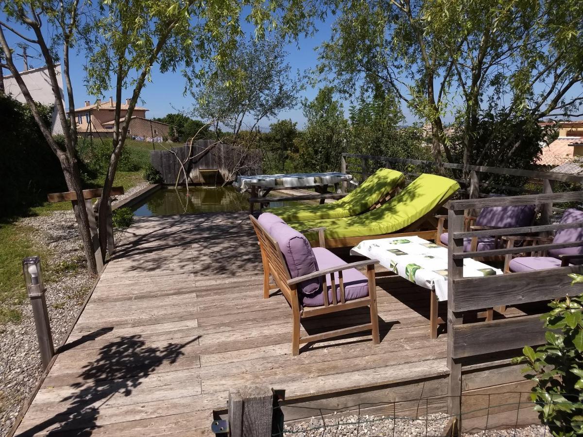 Les Terrasses De Valensole Bed & Breakfast Exterior photo
